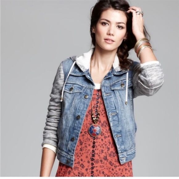 Free People Distressed Denim Jacket (Removable Hood) Size Small - Picture 1 of 16